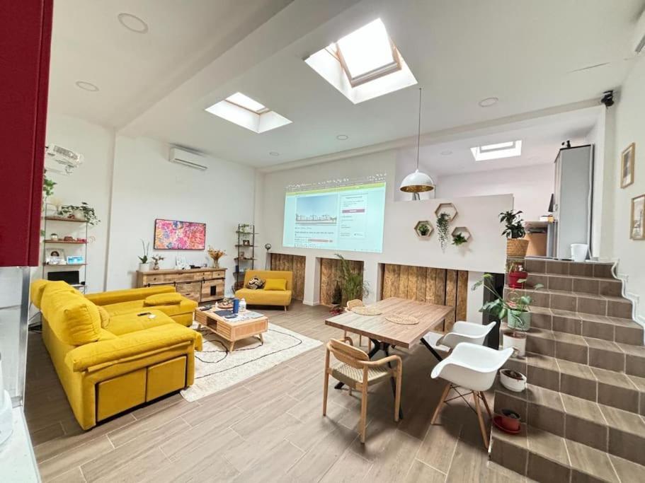 The Special Loft Plaza Castilla Madrid Exterior photo